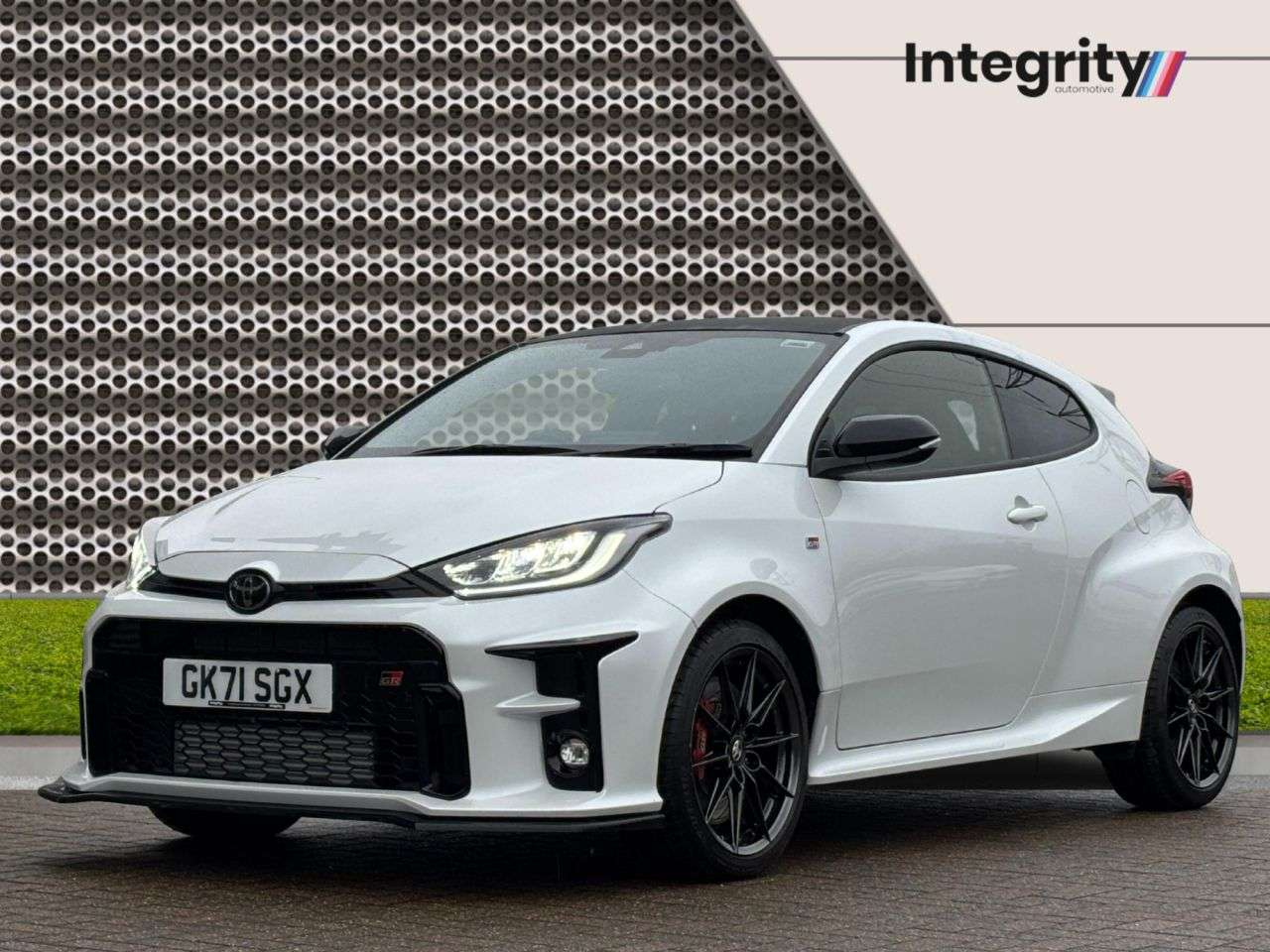 2021 TOYOTA YARIS 2021 TOYOTA YARIS