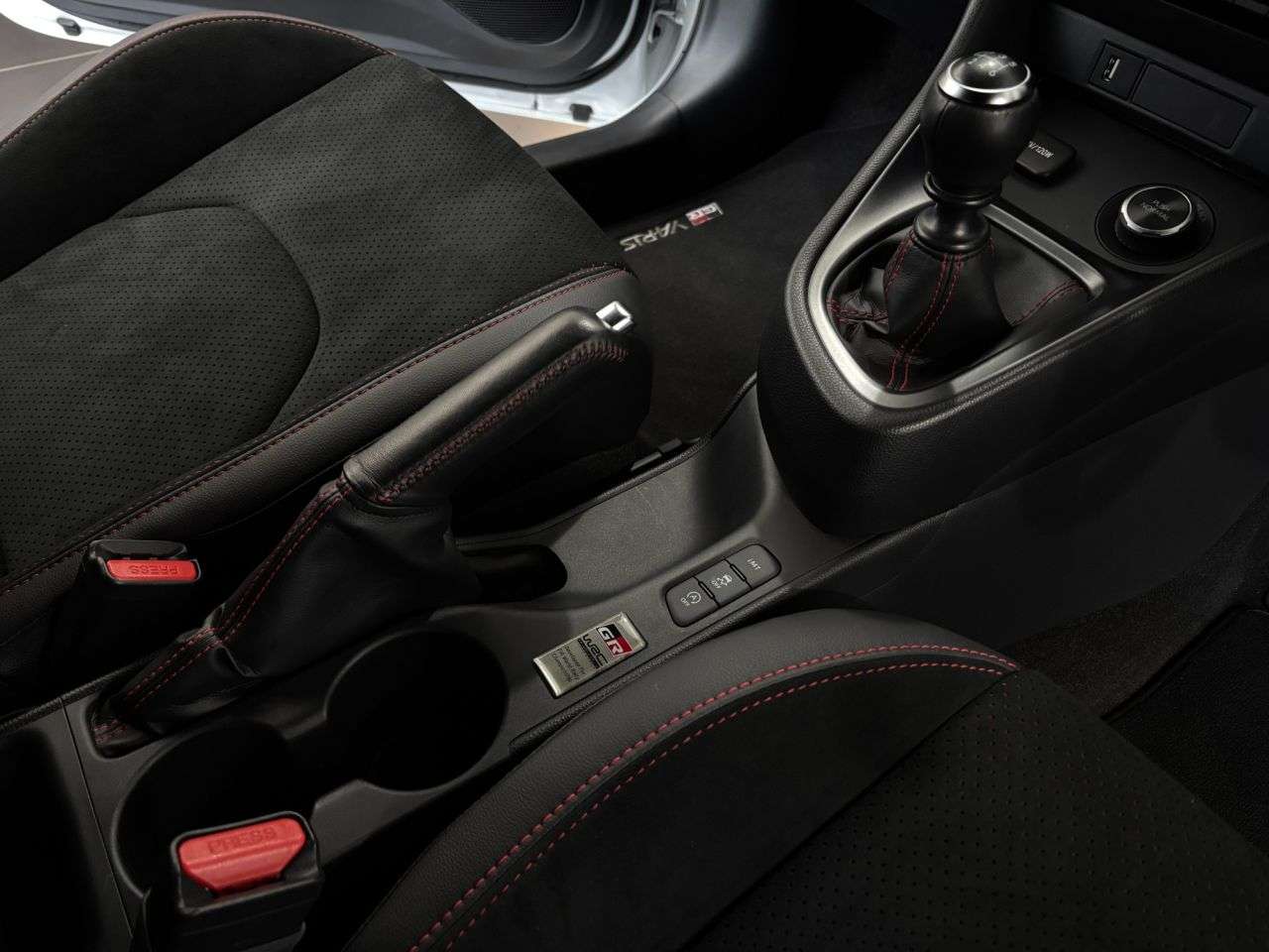 2021 TOYOTA YARIS 2021 TOYOTA YARIS