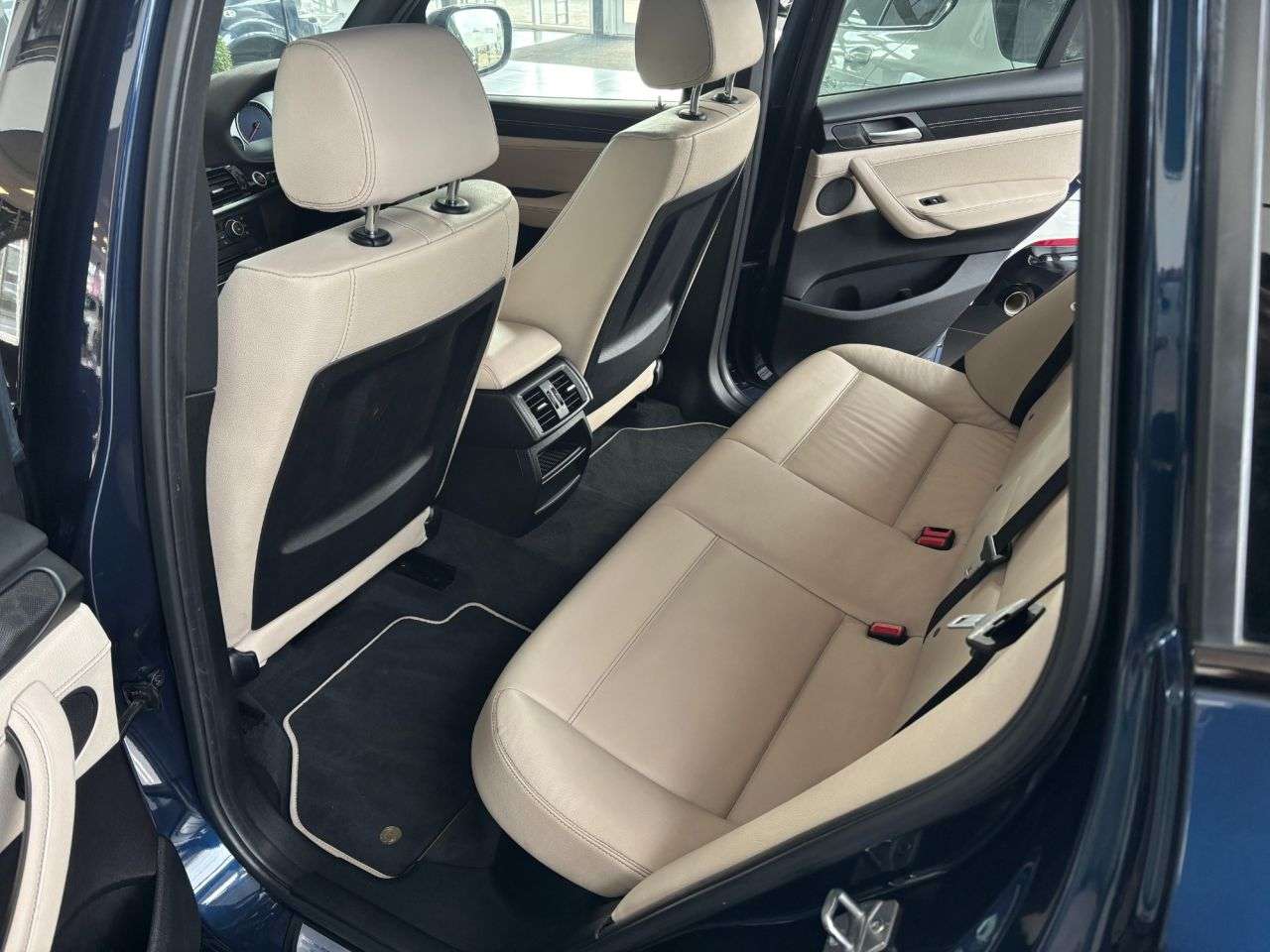 2013 BMW ALPINA XD3 2013 BMW ALPINA XD3