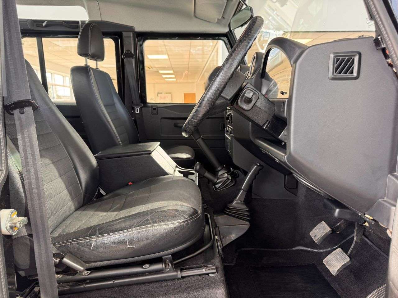 2009 LAND ROVER DEFENDER 2009 LAND ROVER DEFENDER
