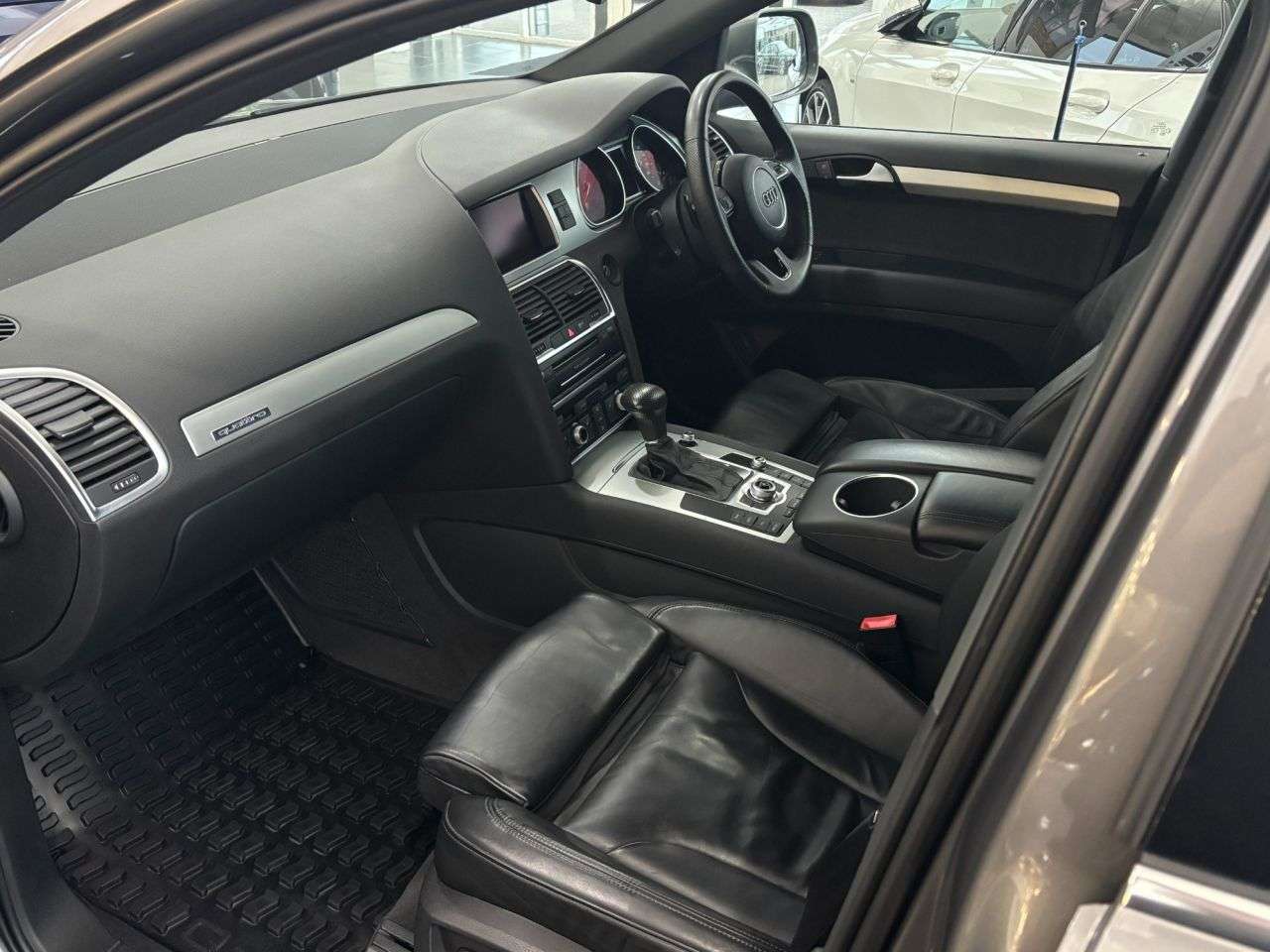 2013 AUDI Q7 2013 AUDI Q7