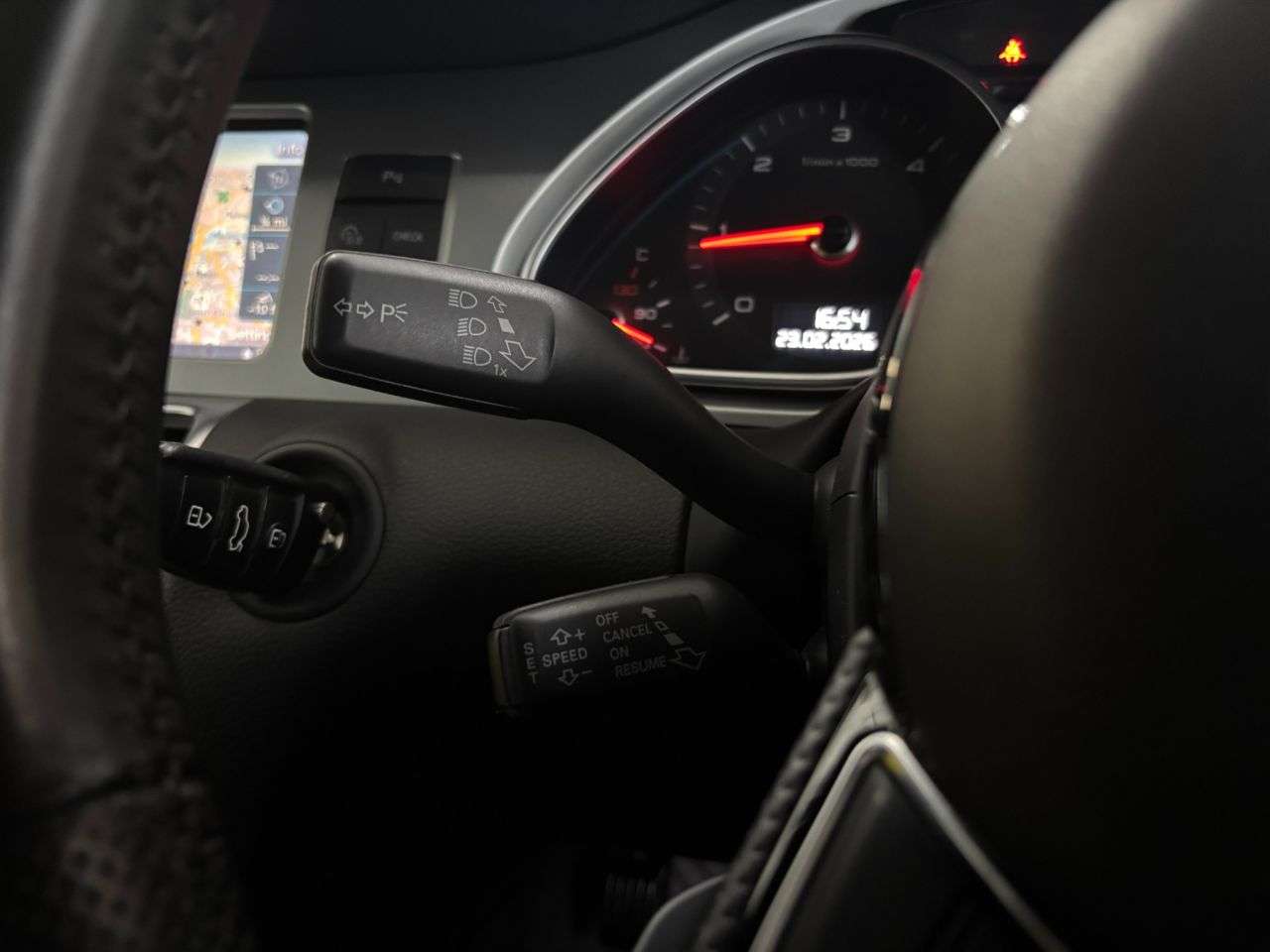 2013 AUDI Q7 2013 AUDI Q7