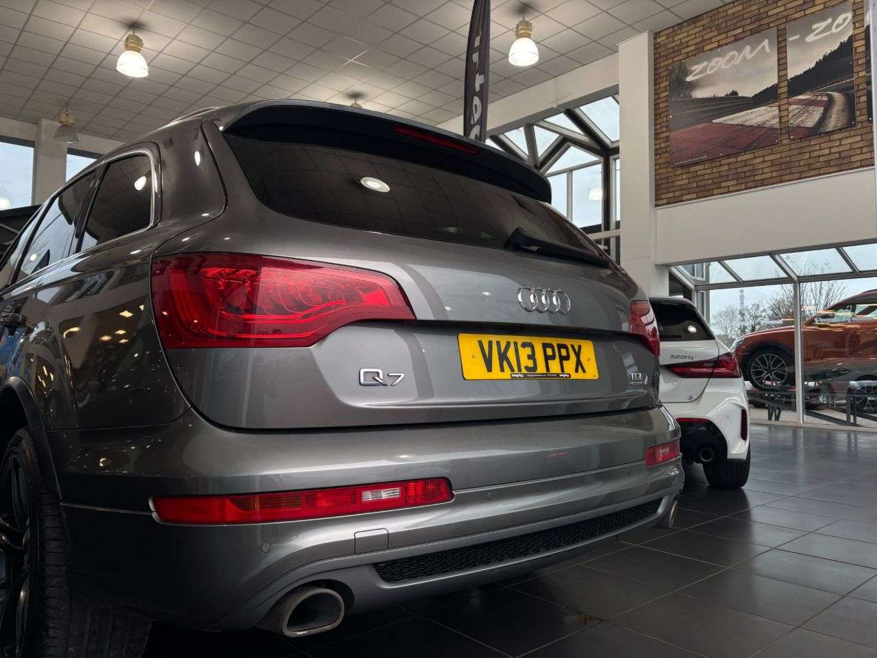 2013 AUDI Q7 2013 AUDI Q7