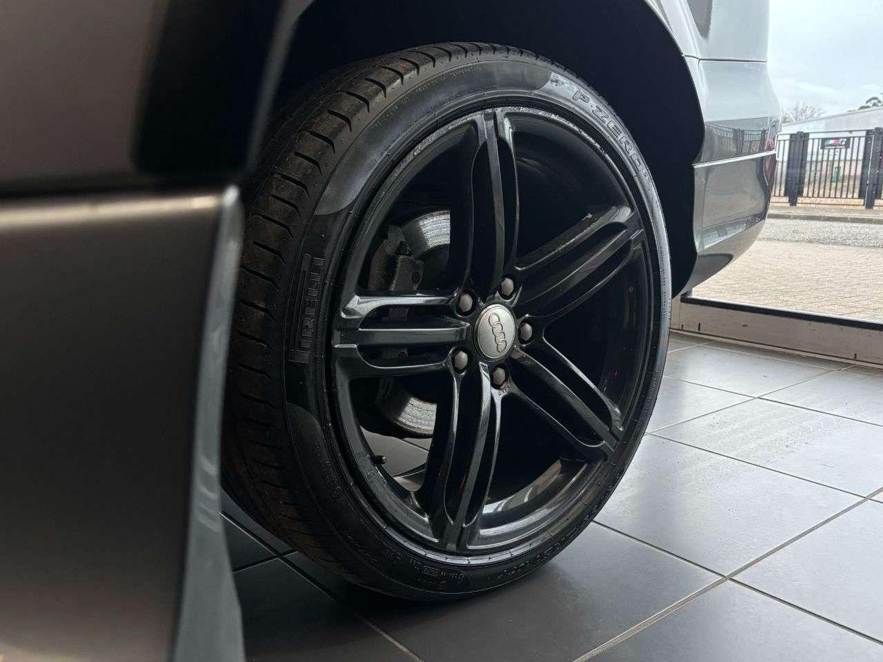 2013 AUDI Q7 2013 AUDI Q7