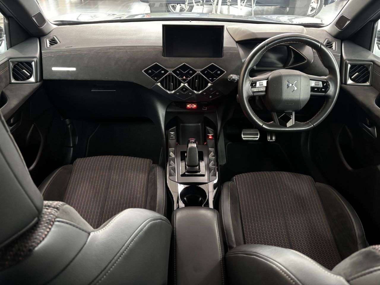 2022 DS AUTOMOBILES DS 3 CROSSBACK 2022 DS AUTOMOBILES DS 3 CROSSBACK