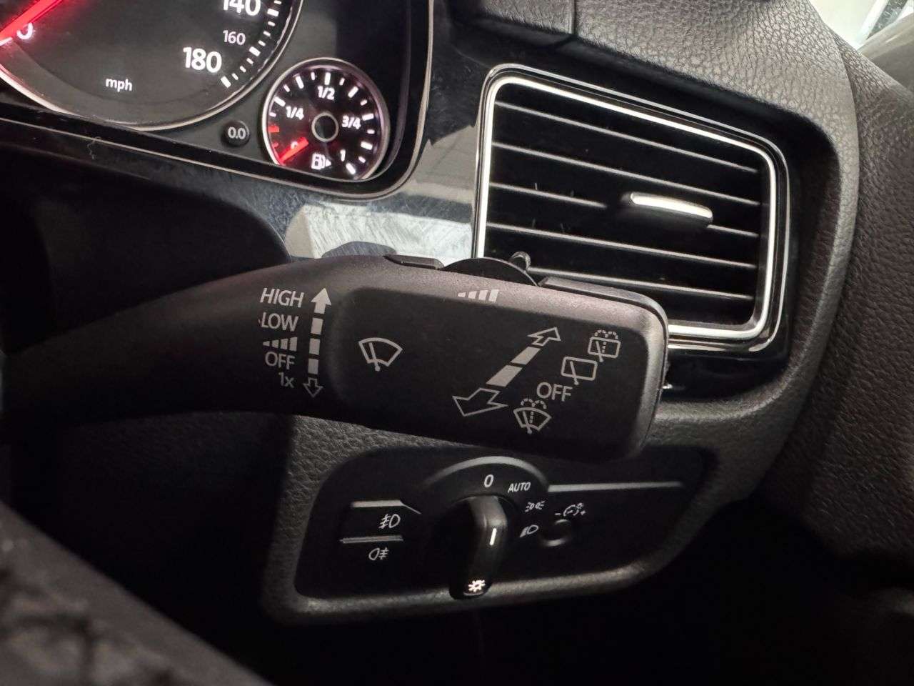 2015 VOLKSWAGEN TOUAREG 2015 VOLKSWAGEN TOUAREG