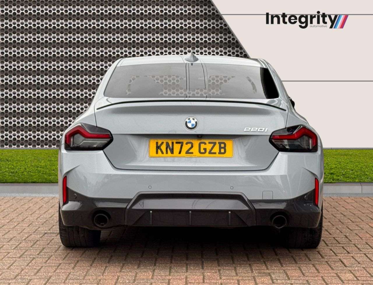 A 2022 BMW 2 SERIES 2.0 220i M Sport Coupe 2dr Petrol Auto Euro 6 (s/s) (184 ps) Comfort Pack | A 2022 BMW 2 SERIES 2.0 220i M Sport Coupe 2dr Petrol Auto Euro 6 (s/s) (184 ps) Comfort Pack |