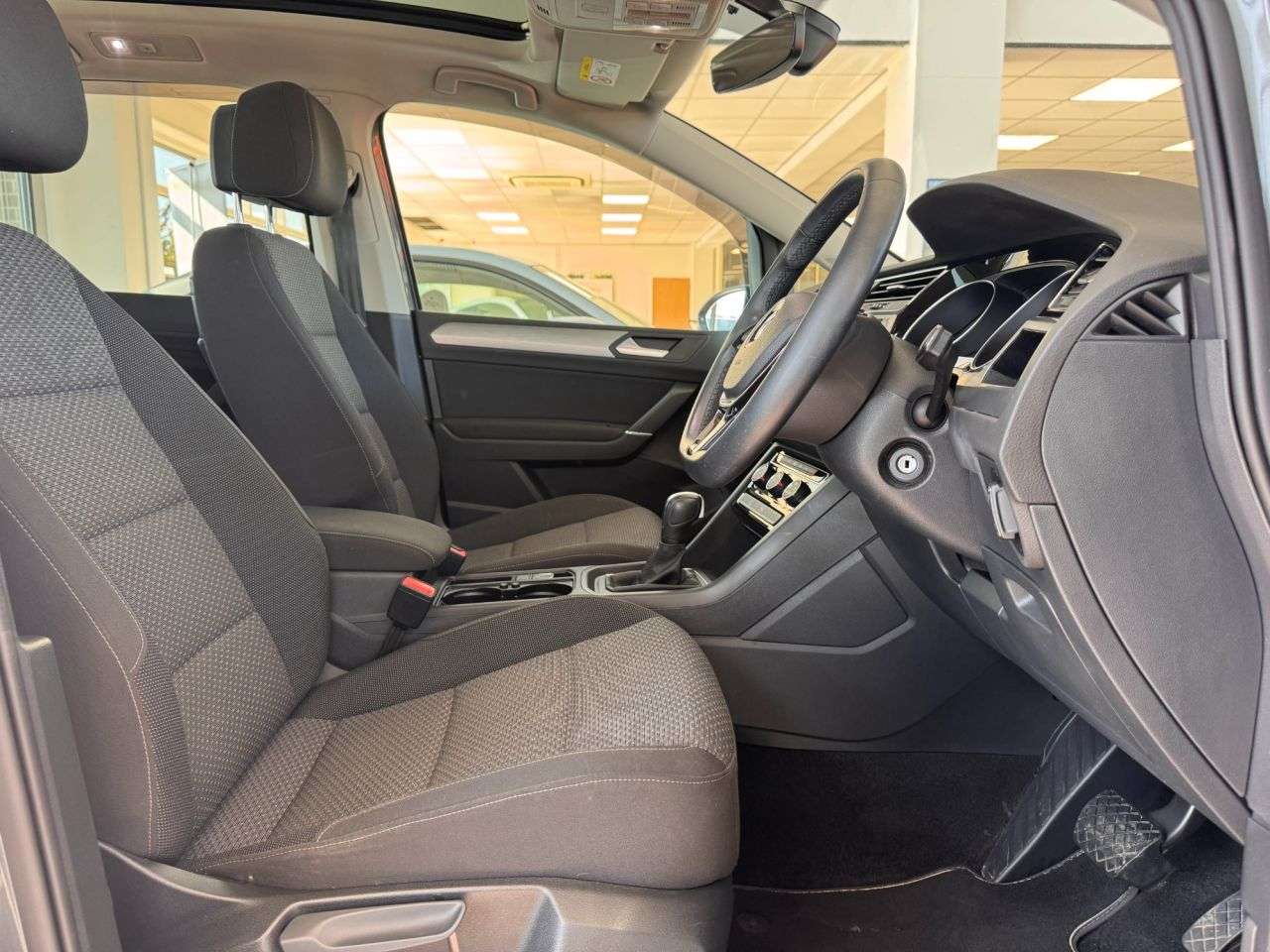 2020 VOLKSWAGEN TOURAN 2020 VOLKSWAGEN TOURAN