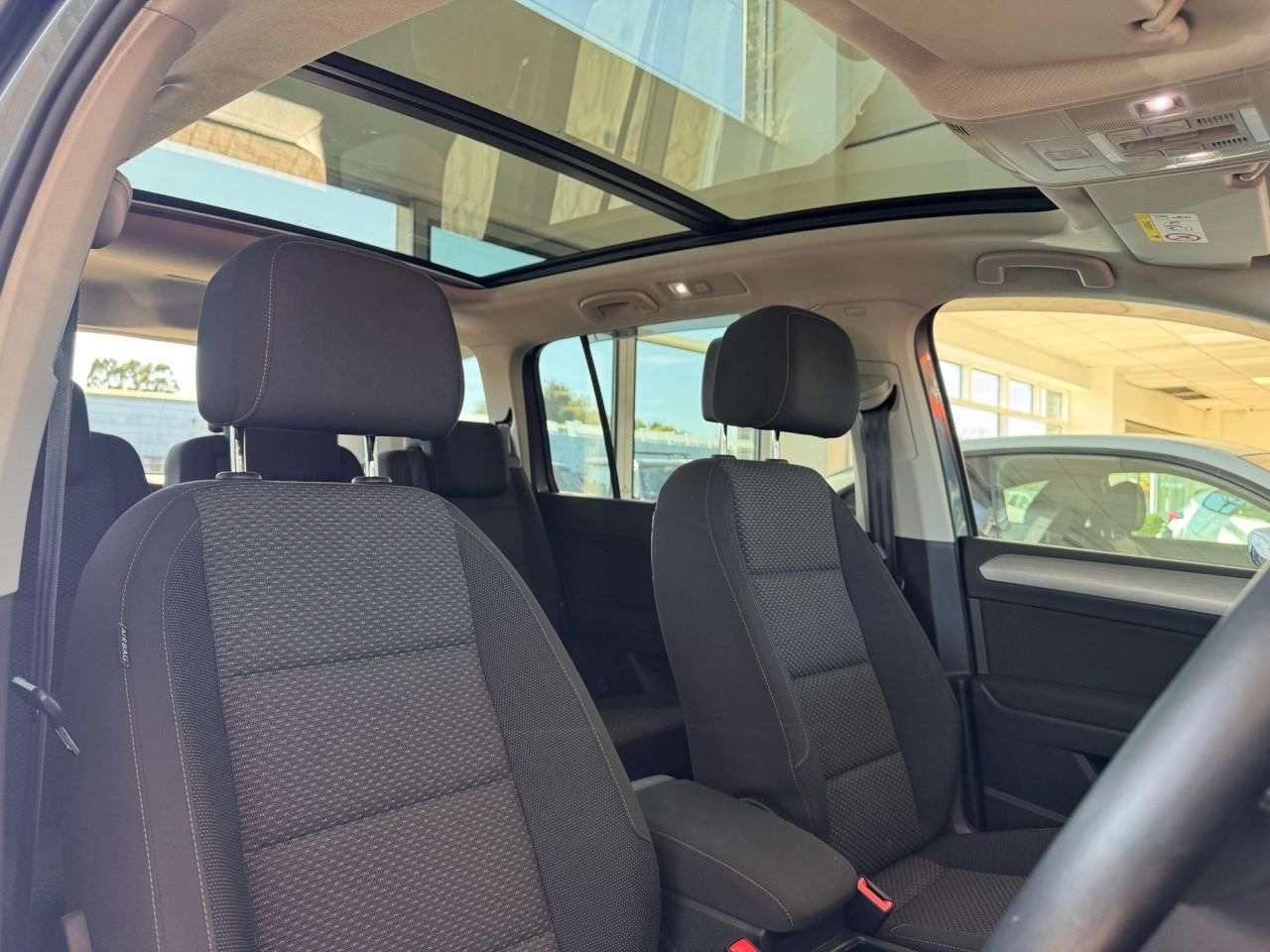 2020 VOLKSWAGEN TOURAN 2020 VOLKSWAGEN TOURAN