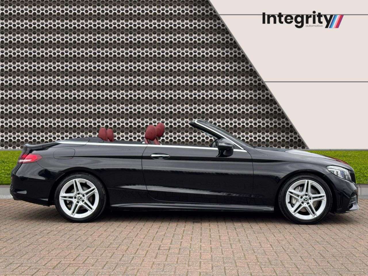 A 2018 MERCEDES-BENZ C-CLASS 1.5 C200 MHEV AMG Line (Premium Plus) Cabriolet 2dr Petrol G-Tronic+ Euro 6 A 2018 MERCEDES-BENZ C-CLASS 1.5 C200 MHEV AMG Line (Premium Plus) Cabriolet 2dr Petrol G-Tronic+ Euro 6