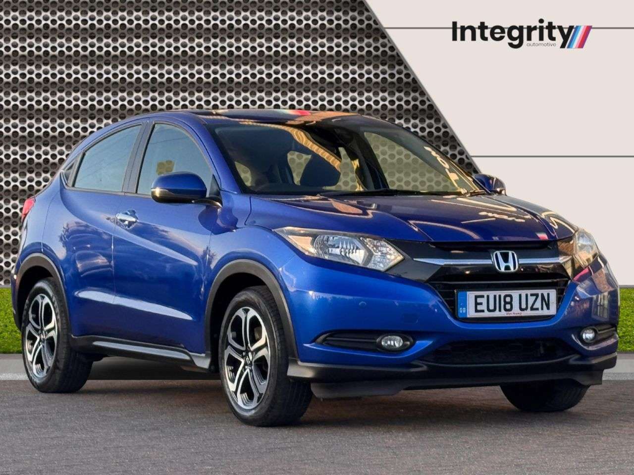 A 2018 HONDA HR-V 1.5 i-VTEC SE SUV 5dr Petrol Manual Euro 6 (s/s) (130 ps) Front & Rear Sens A 2018 HONDA HR-V 1.5 i-VTEC SE SUV 5dr Petrol Manual Euro 6 (s/s) (130 ps) Front & Rear Sens