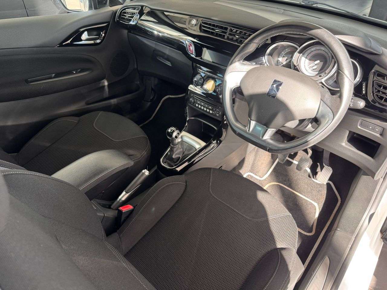 2014 CITROEN DS3 2014 CITROEN DS3