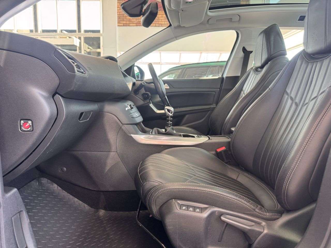 2017 PEUGEOT 308 SW 2017 PEUGEOT 308 SW