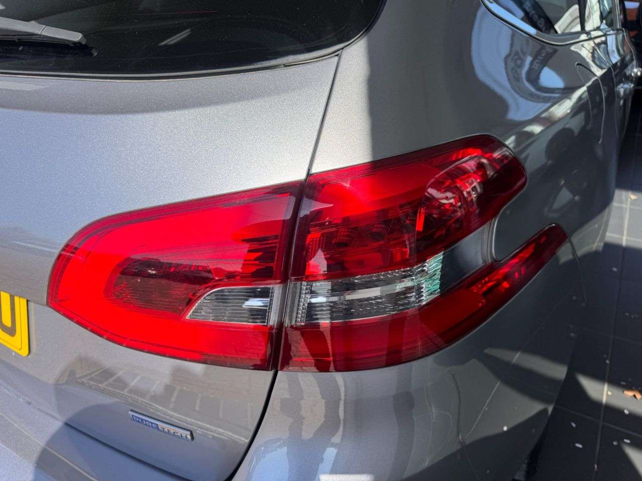2017 PEUGEOT 308 SW 2017 PEUGEOT 308 SW