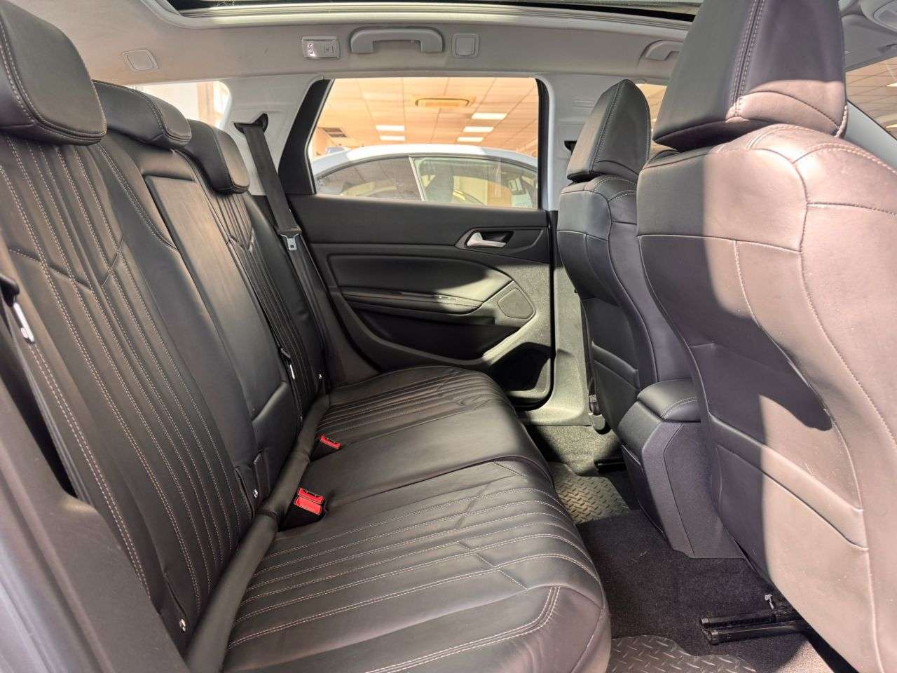 2017 PEUGEOT 308 SW 2017 PEUGEOT 308 SW