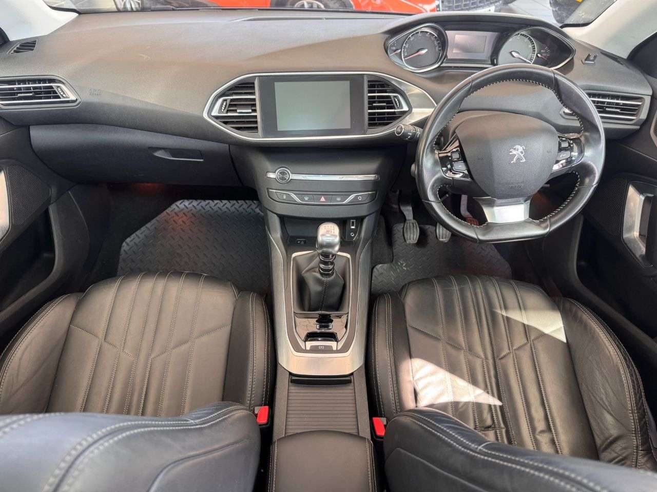 2017 PEUGEOT 308 SW 2017 PEUGEOT 308 SW