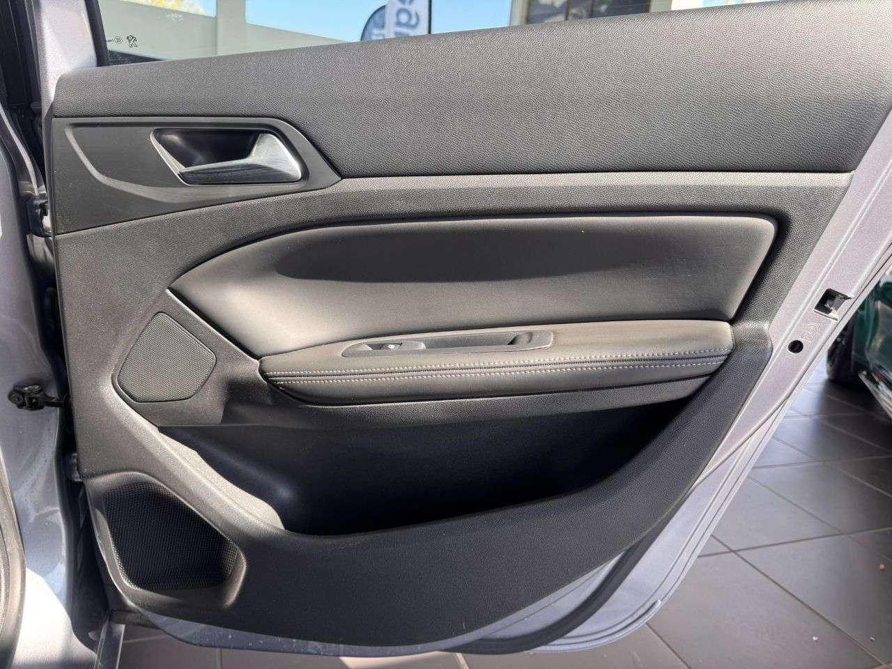 2017 PEUGEOT 308 SW 2017 PEUGEOT 308 SW