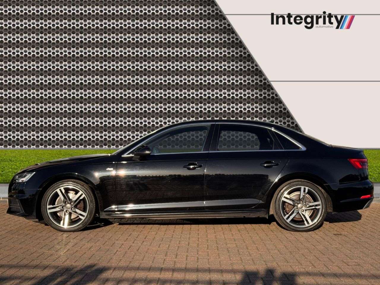 2017 AUDI A4 2017 AUDI A4