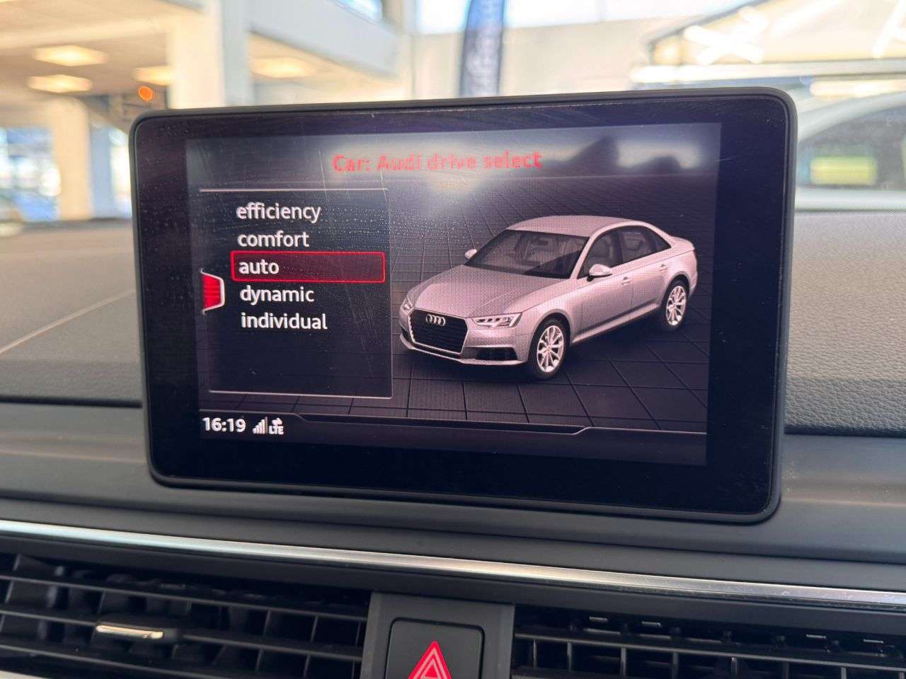 2017 AUDI A4 2017 AUDI A4