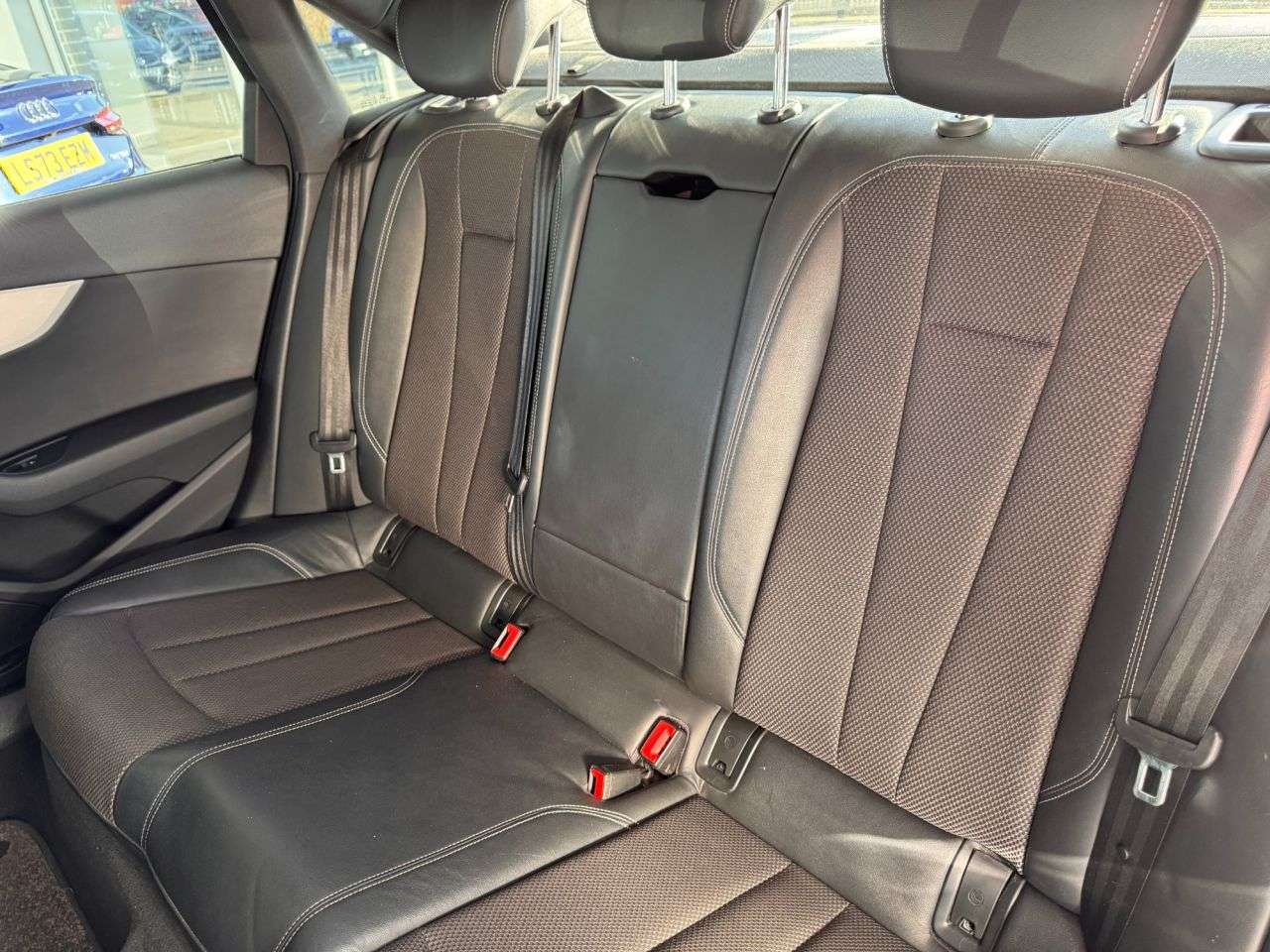 2017 AUDI A4 2017 AUDI A4