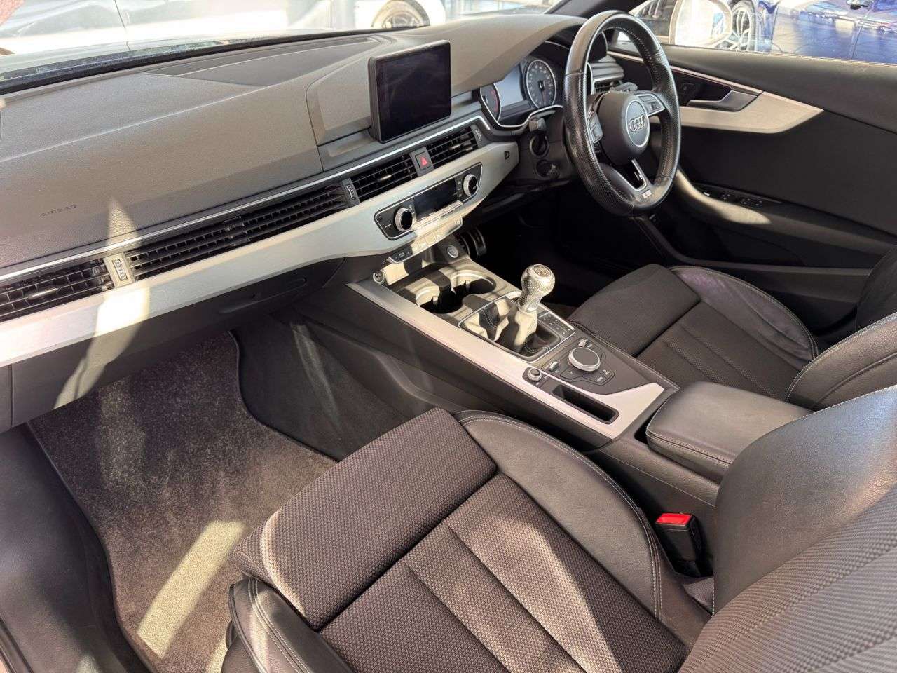 2017 AUDI A4 2017 AUDI A4