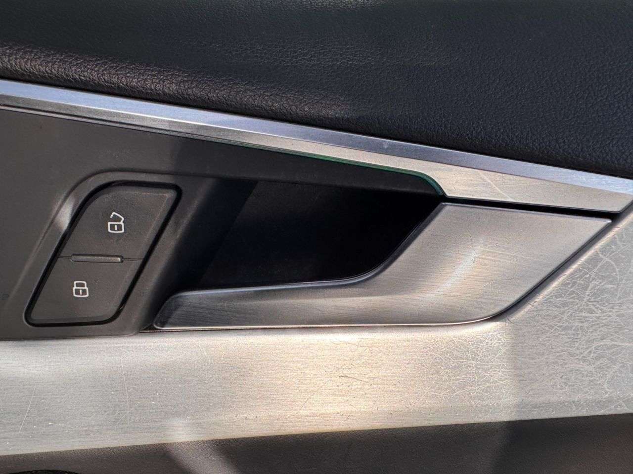 2017 AUDI A4 2017 AUDI A4