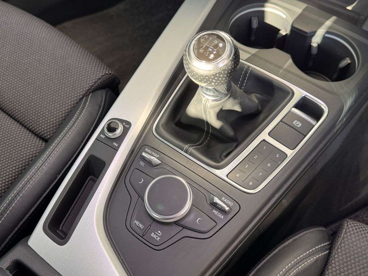 2017 AUDI A4 2017 AUDI A4