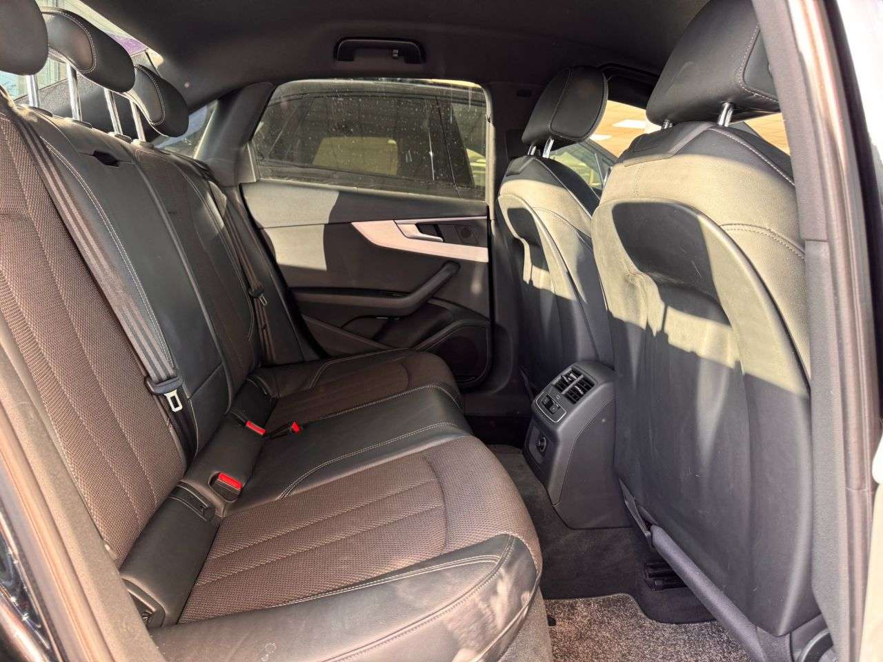 2017 AUDI A4 2017 AUDI A4