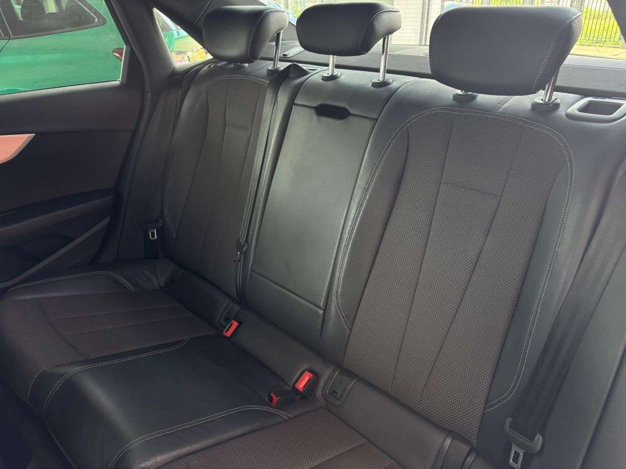 2017 AUDI A4 2017 AUDI A4