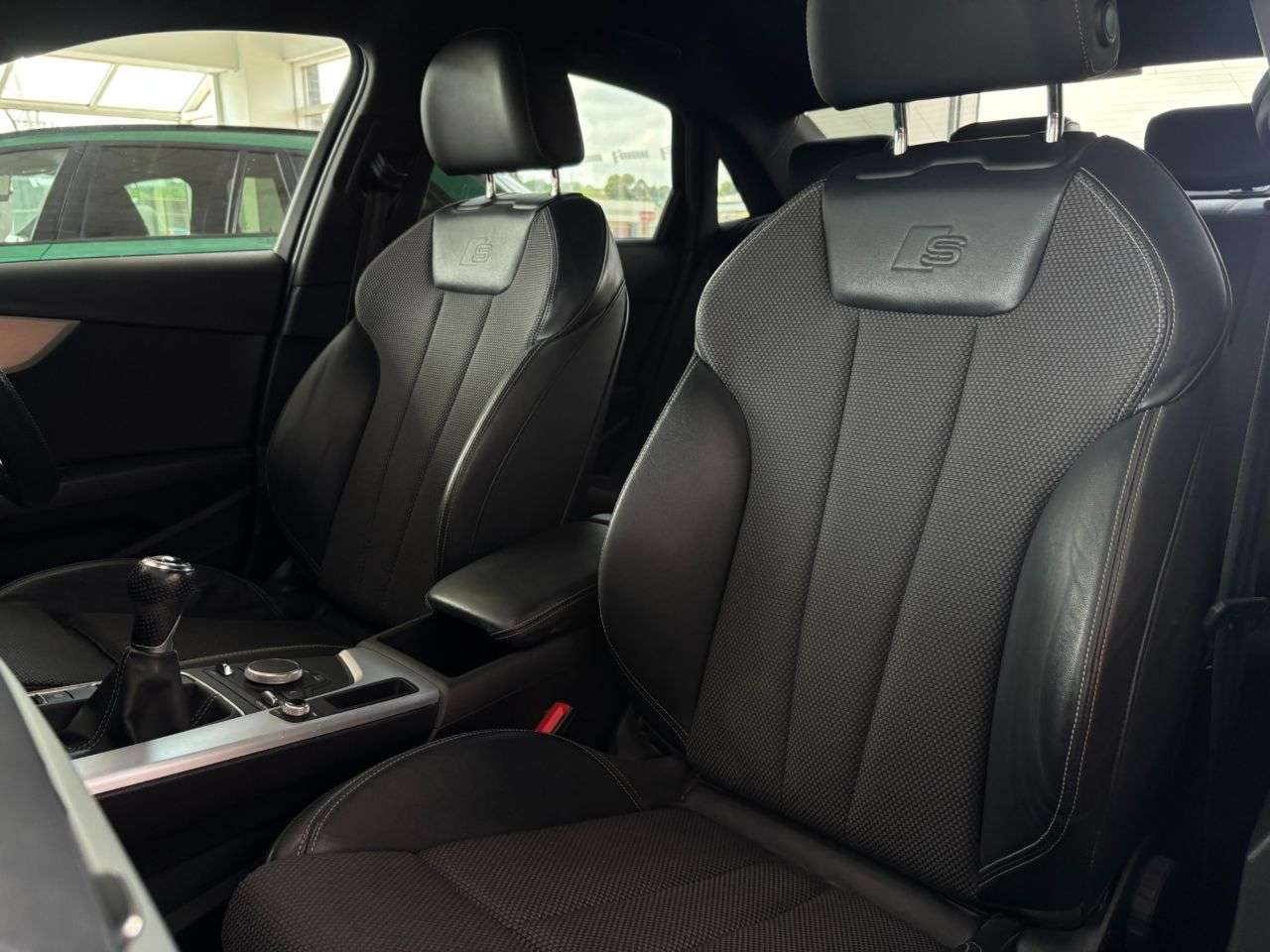 2017 AUDI A4 2017 AUDI A4