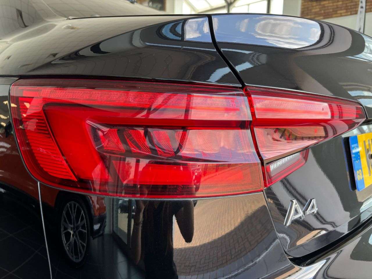 2017 AUDI A4 2017 AUDI A4