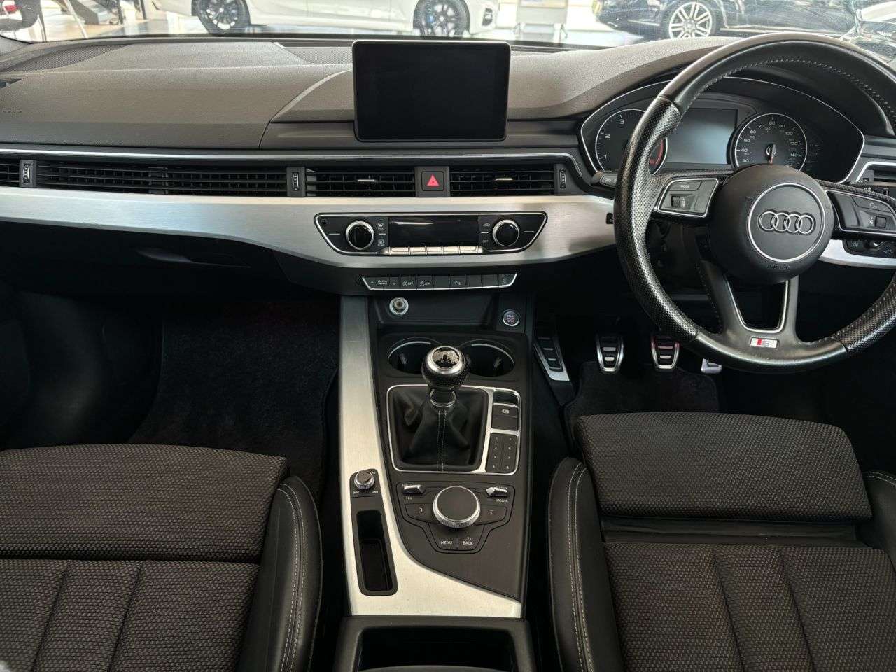 2017 AUDI A4 2017 AUDI A4