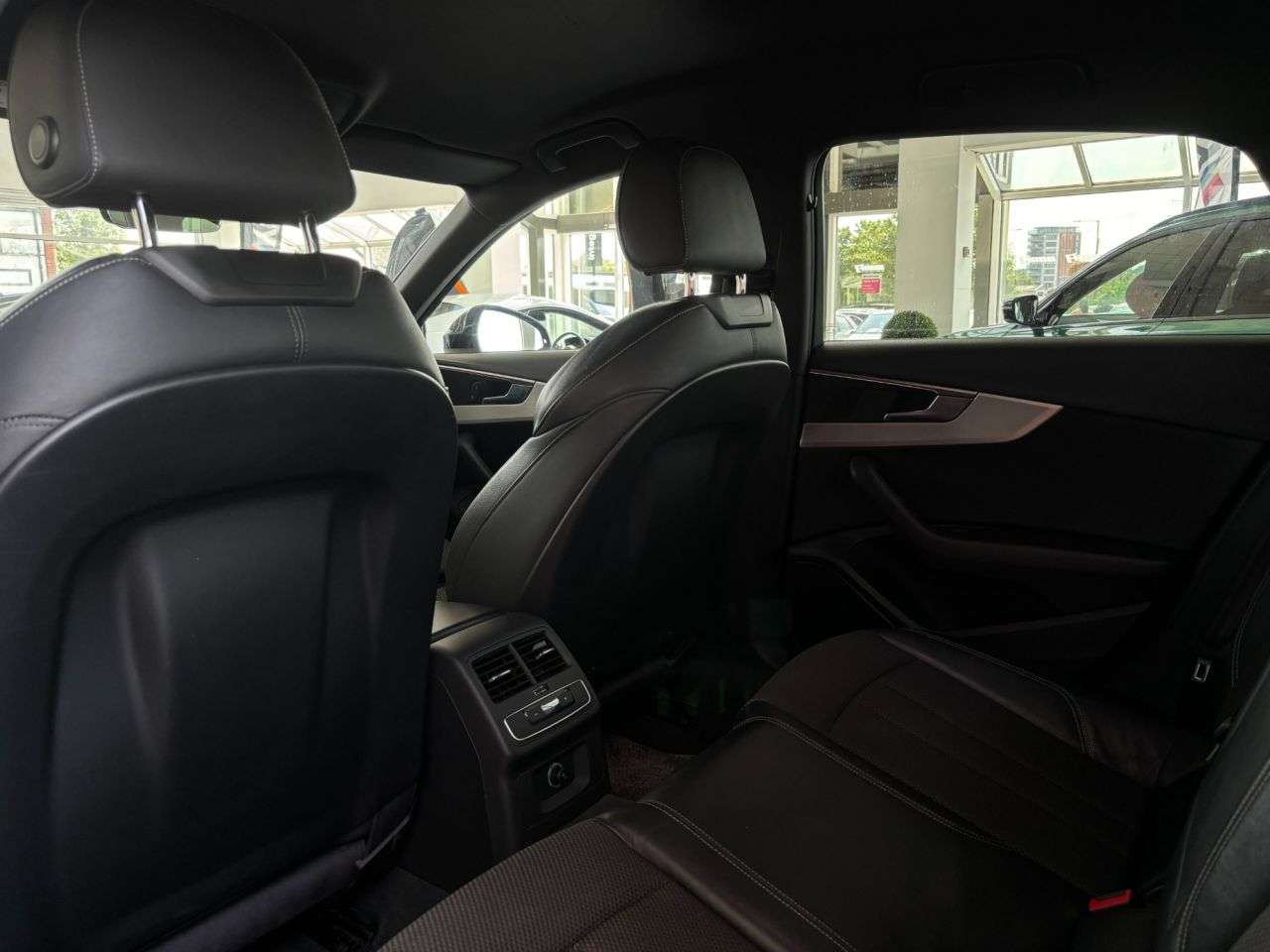 2017 AUDI A4 2017 AUDI A4