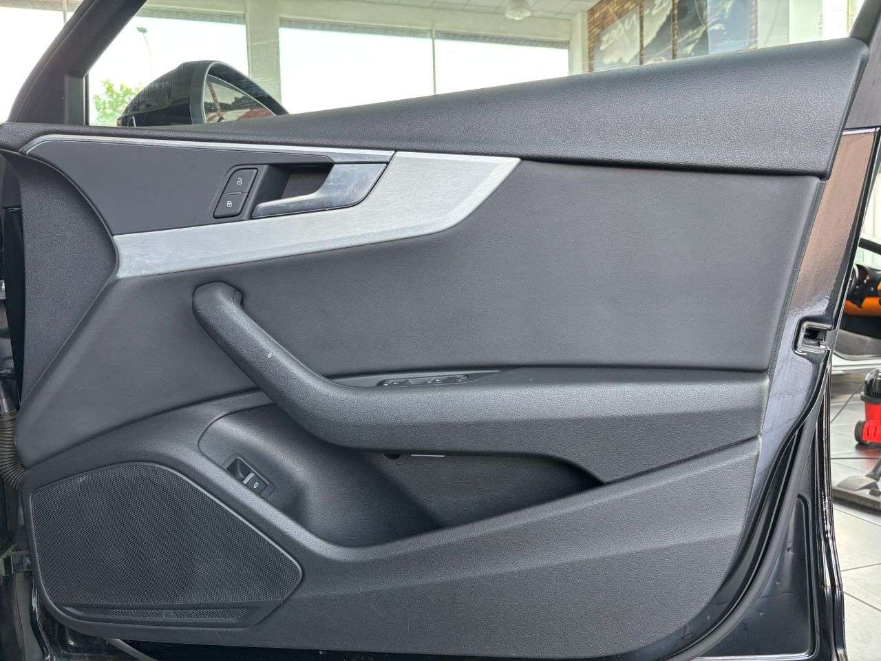 2017 AUDI A4 2017 AUDI A4