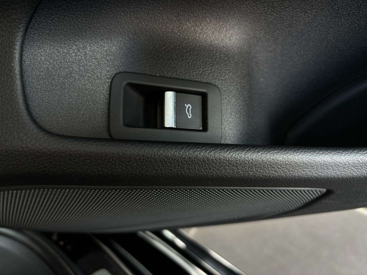 2017 AUDI A4 2017 AUDI A4