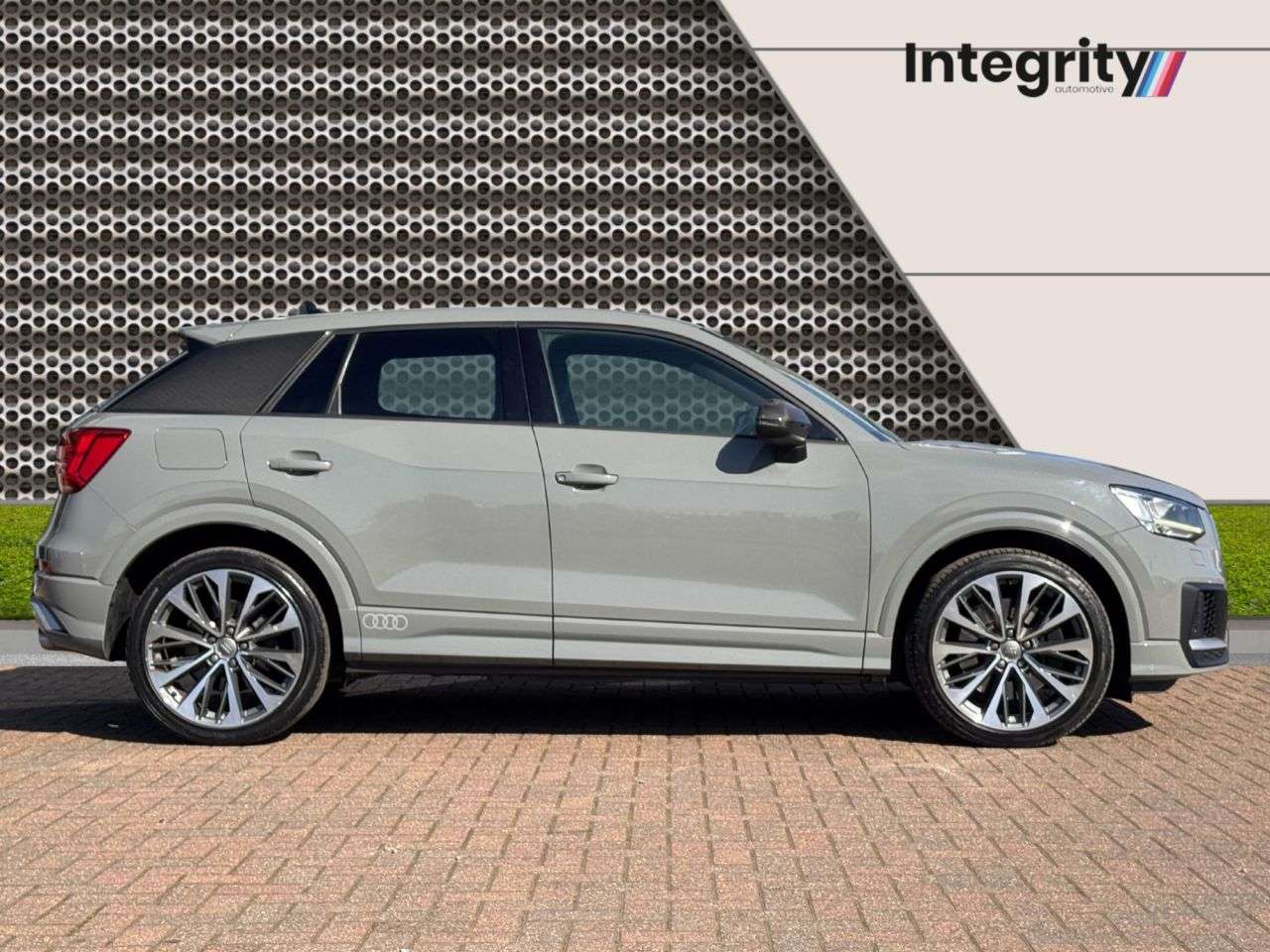 A 2019 AUDI SQ2 2.0 TFSI SUV 5dr Petrol S Tronic quattro Euro 6 (s/s) (300 ps) Carbon Pack A 2019 AUDI SQ2 2.0 TFSI SUV 5dr Petrol S Tronic quattro Euro 6 (s/s) (300 ps) Carbon Pack