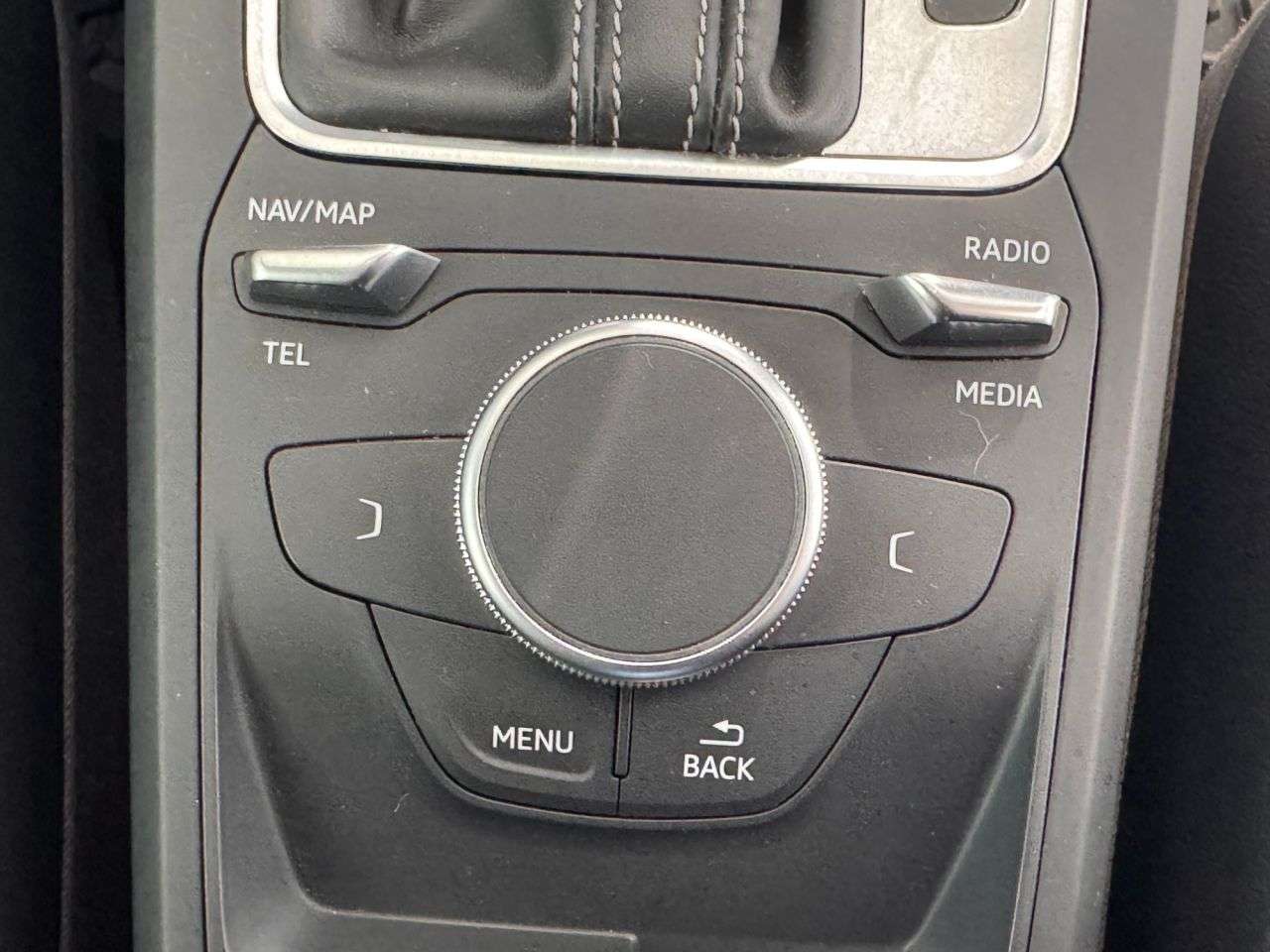 2019 AUDI SQ2 2019 AUDI SQ2