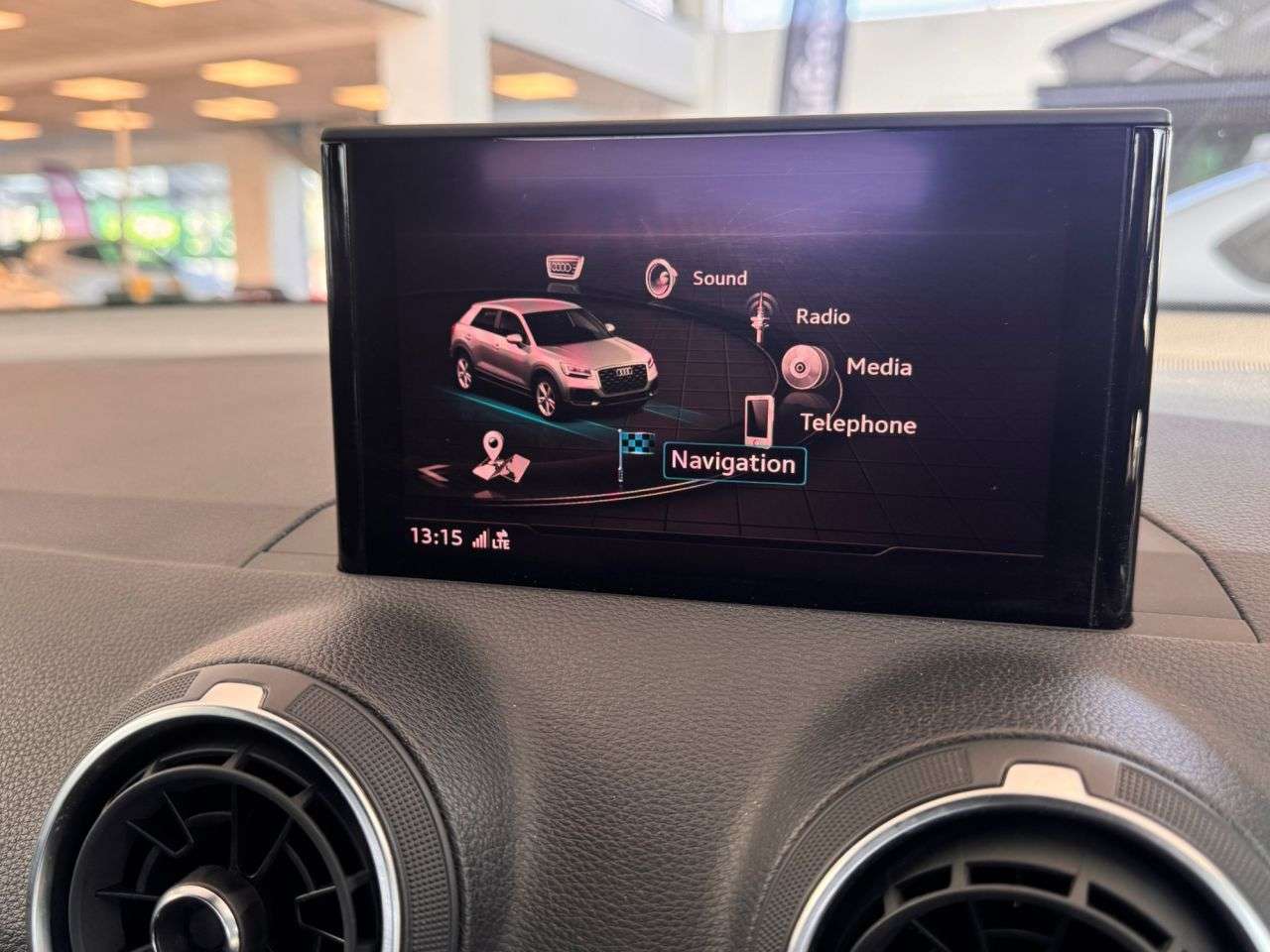 2019 AUDI SQ2 2019 AUDI SQ2