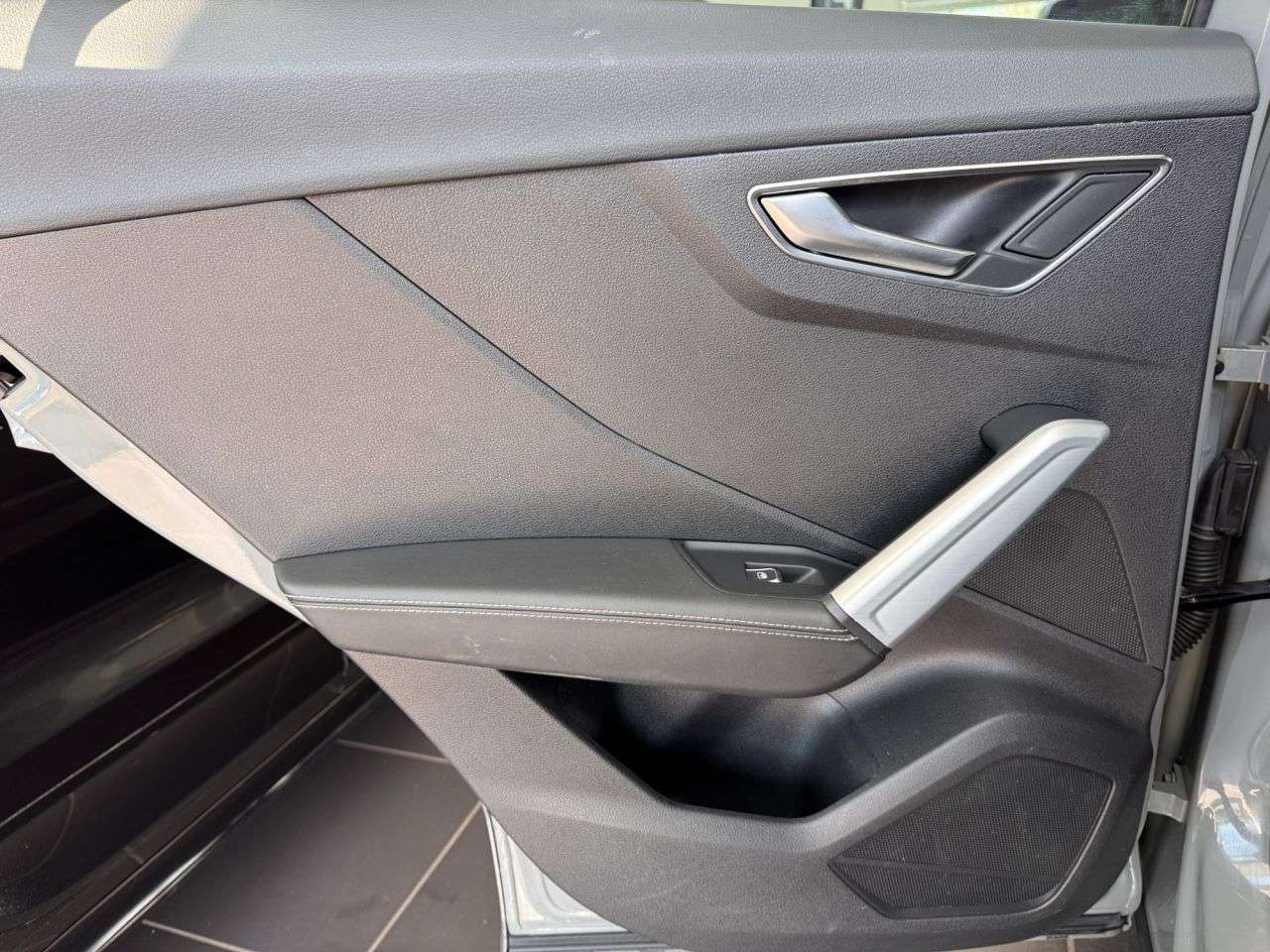 2019 AUDI SQ2 2019 AUDI SQ2