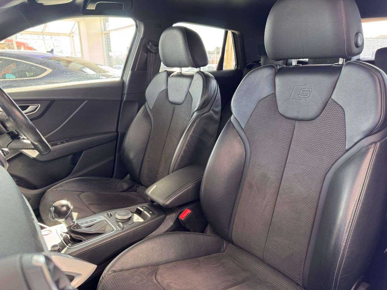 2019 AUDI SQ2 2019 AUDI SQ2