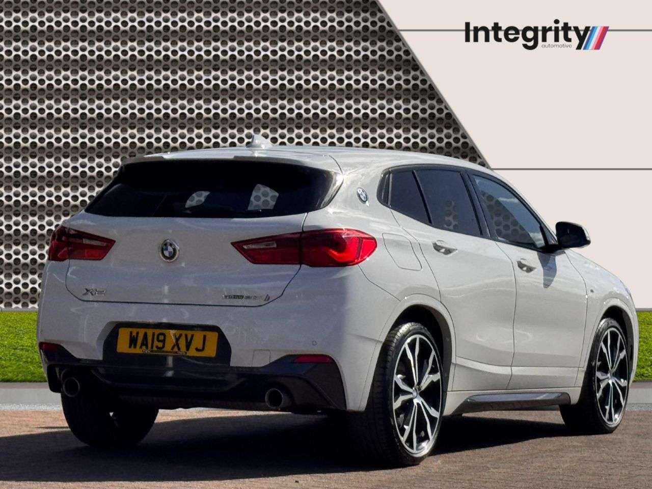 A 2019 BMW X2 2.0 20i M Sport SUV 5dr Petrol DCT sDrive Euro 6 (s/s) (192 ps) Tech Pk | D A 2019 BMW X2 2.0 20i M Sport SUV 5dr Petrol DCT sDrive Euro 6 (s/s) (192 ps) Tech Pk | D
