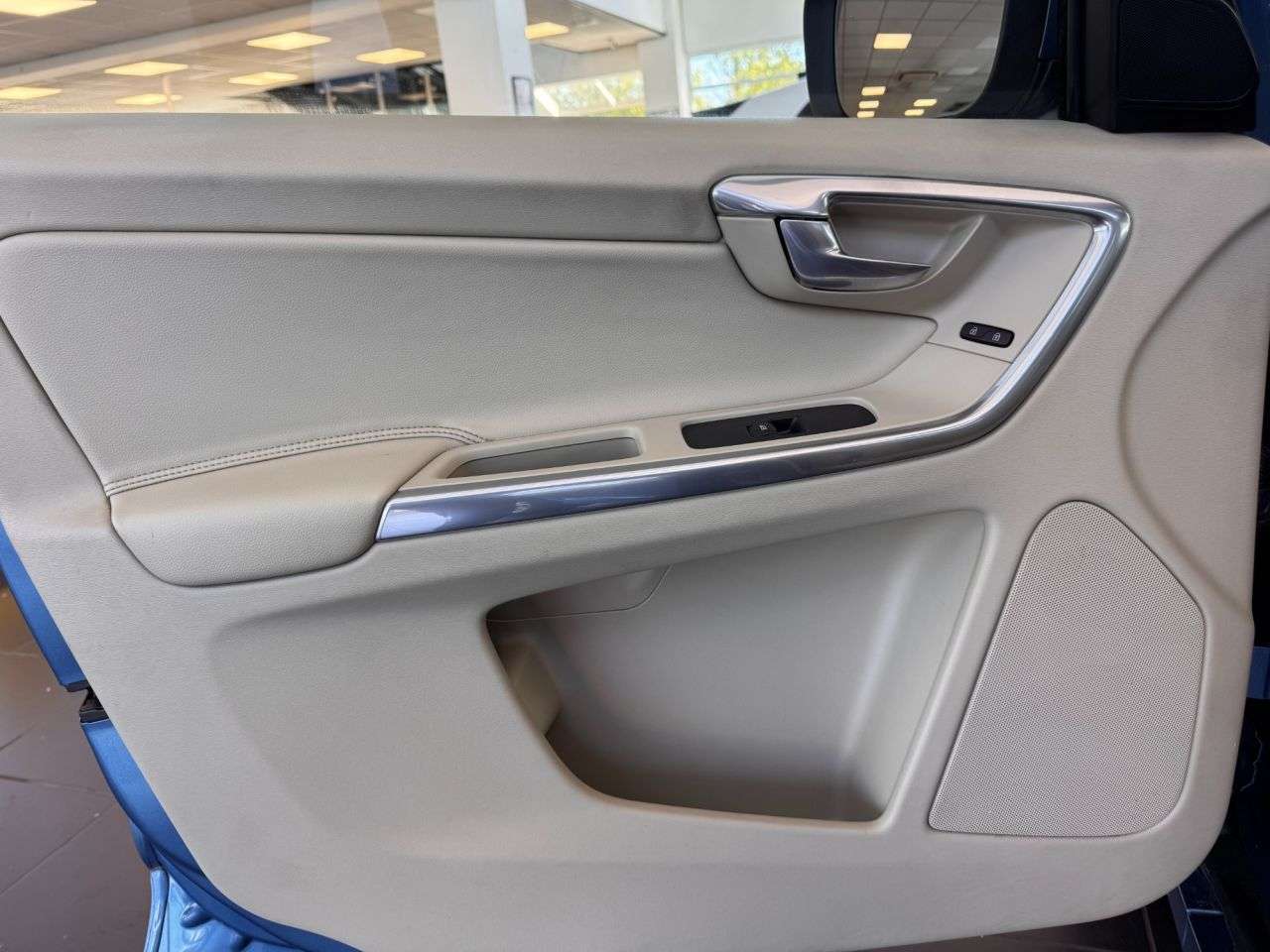 2015 VOLVO XC60 2015 VOLVO XC60