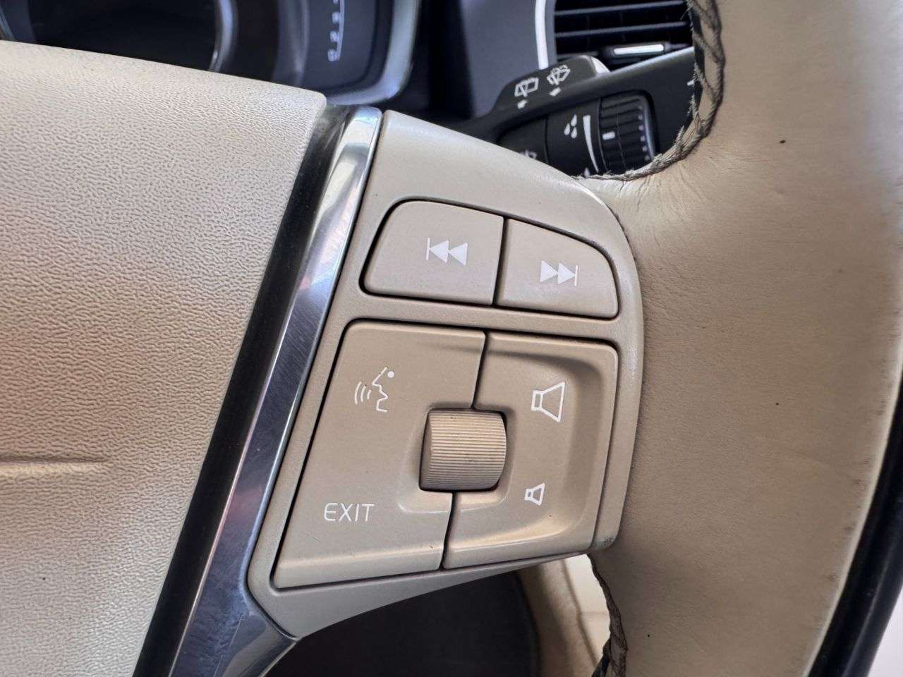2015 VOLVO XC60 2015 VOLVO XC60