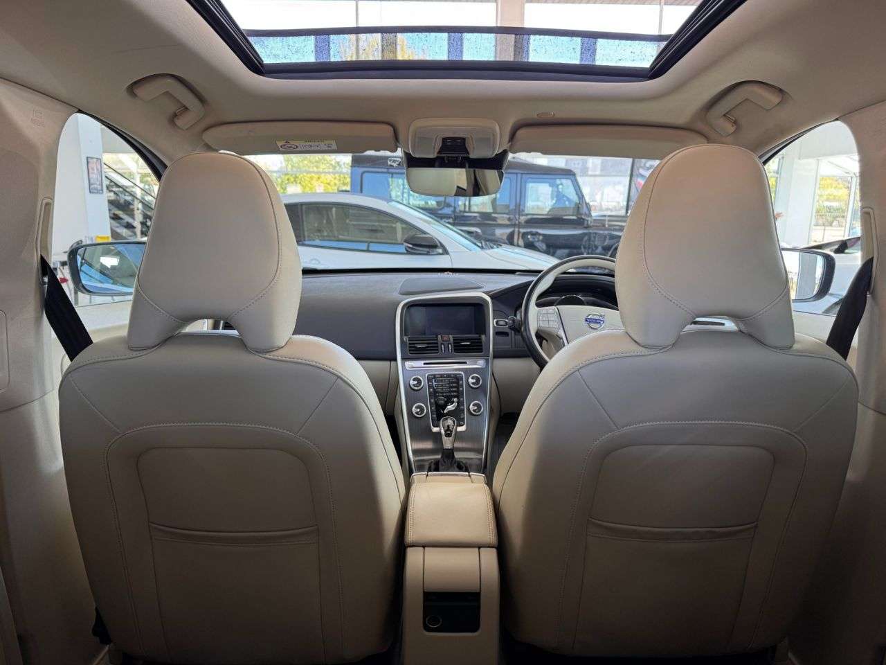 2015 VOLVO XC60 2015 VOLVO XC60