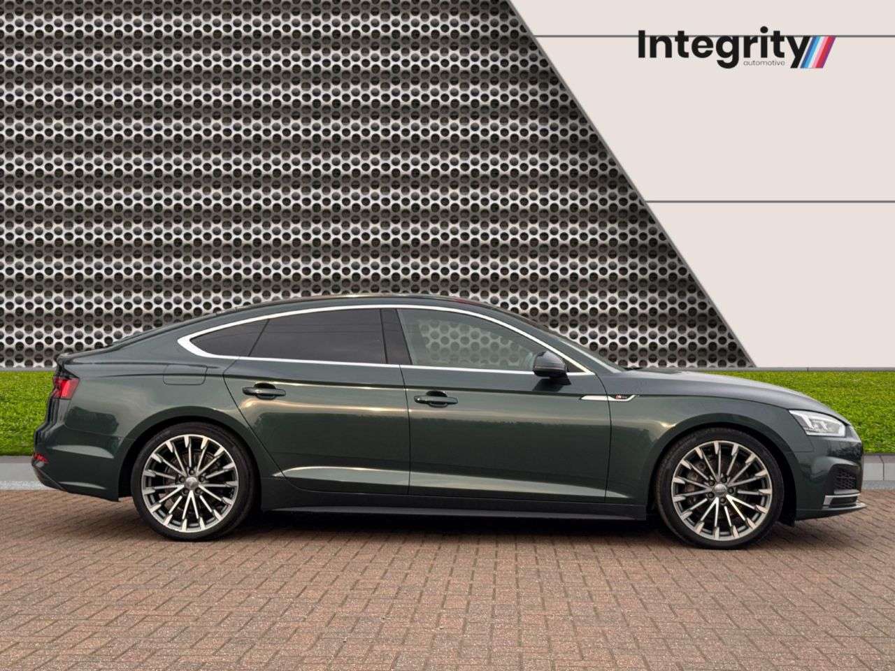 A 2018 AUDI A5 2.0 TDI S line Sportback 5dr Diesel S Tronic quattro Euro 6 (s/s) (190 ps) A 2018 AUDI A5 2.0 TDI S line Sportback 5dr Diesel S Tronic quattro Euro 6 (s/s) (190 ps)