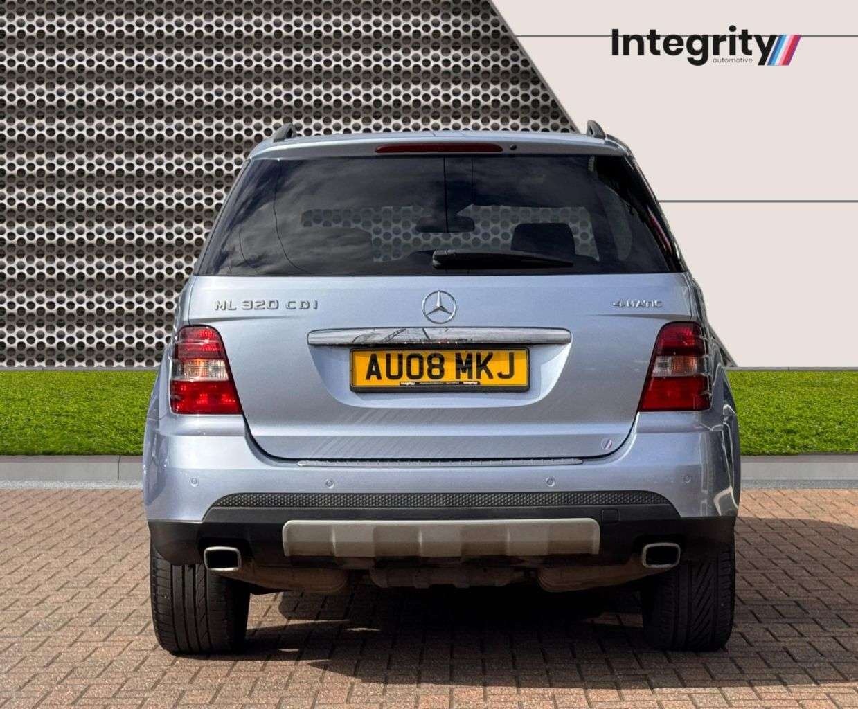 A 2008 MERCEDES-BENZ M-CLASS 3.0 ML320 CDI Sport SUV 5dr Diesel 7G-Tronic (254 g/km, 221 bhp) A 2008 MERCEDES-BENZ M-CLASS 3.0 ML320 CDI Sport SUV 5dr Diesel 7G-Tronic (254 g/km, 221 bhp)