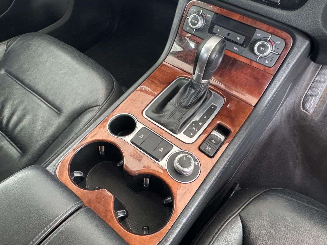 2015 VOLKSWAGEN TOUAREG 2015 VOLKSWAGEN TOUAREG