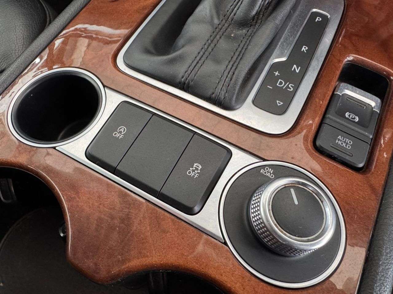 2015 VOLKSWAGEN TOUAREG 2015 VOLKSWAGEN TOUAREG