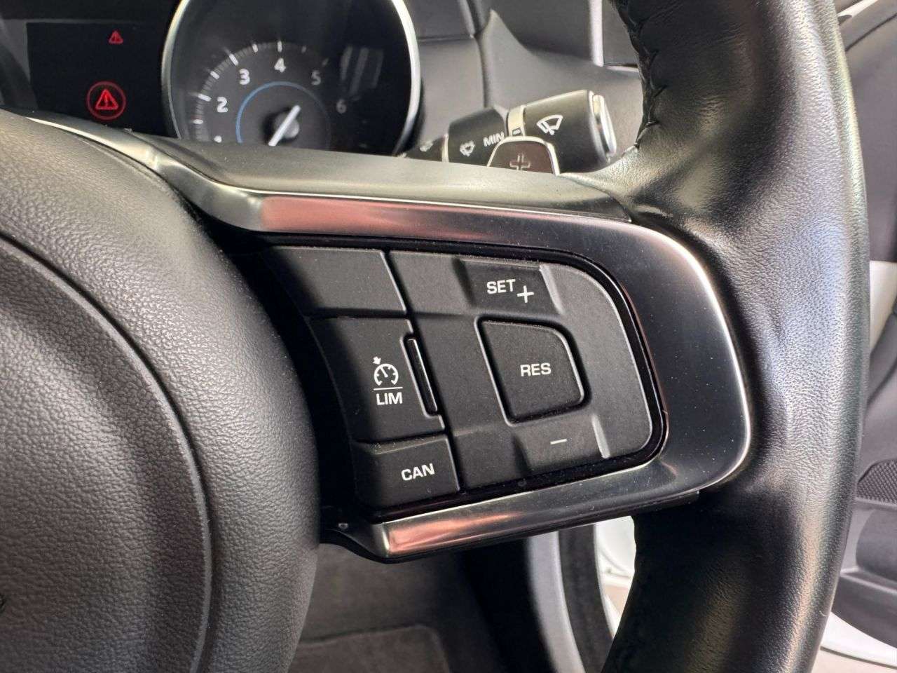2018 JAGUAR XE 2018 JAGUAR XE