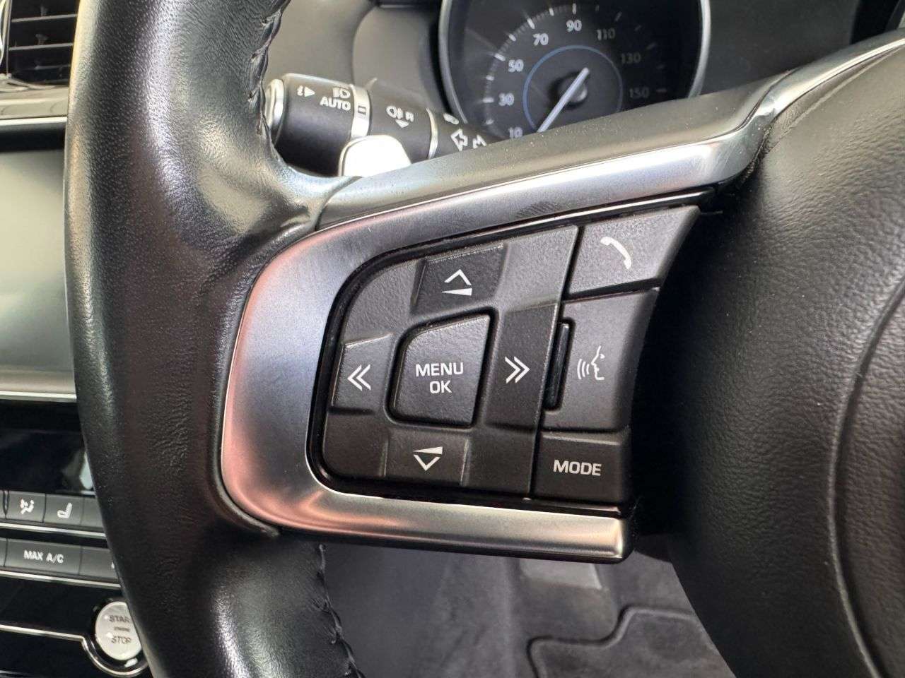 2018 JAGUAR XE 2018 JAGUAR XE